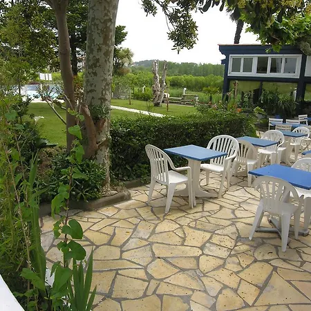 Hotell Abaca Ypua Restaurant 2*